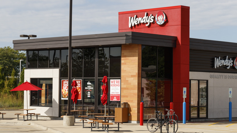 wendy's exterior