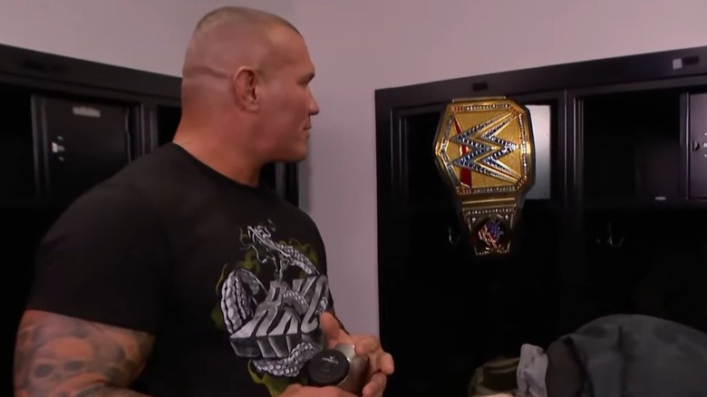 Randy Orton stares at the WWE title on "SmackDown."